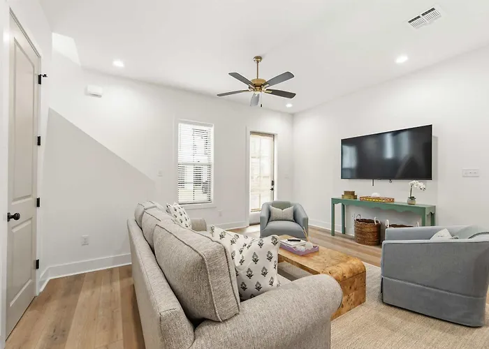 New Oaks Escape - King - River Ranch - Nespresso