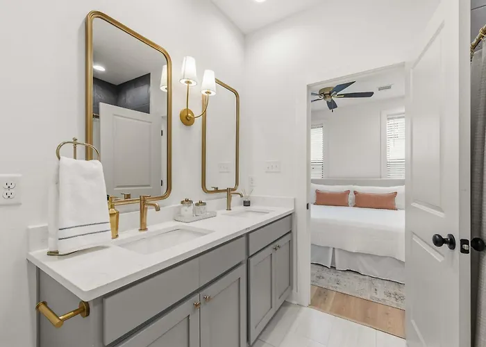 New Oaks Escape - King - River Ranch - Nespresso * Lafayette